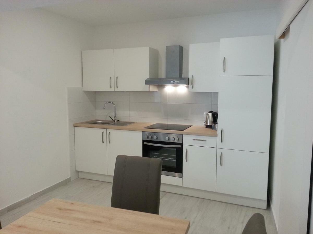 Apartment Rika Омиш Экстерьер фото